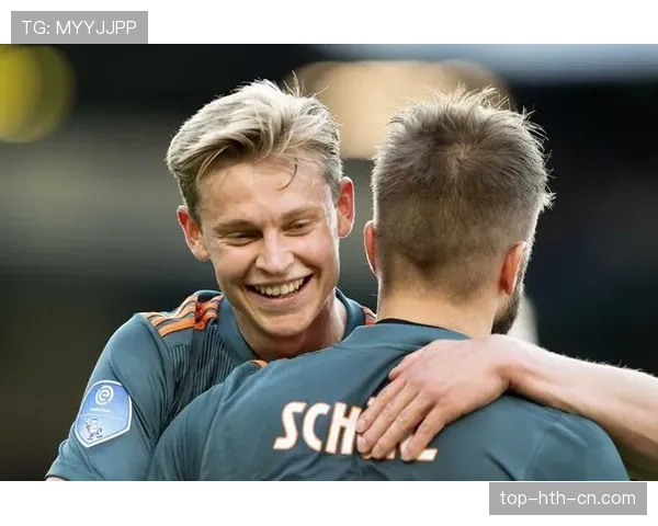 德容与卡马文加的中场核心潜力差距：技术适配性与战术成熟度解析