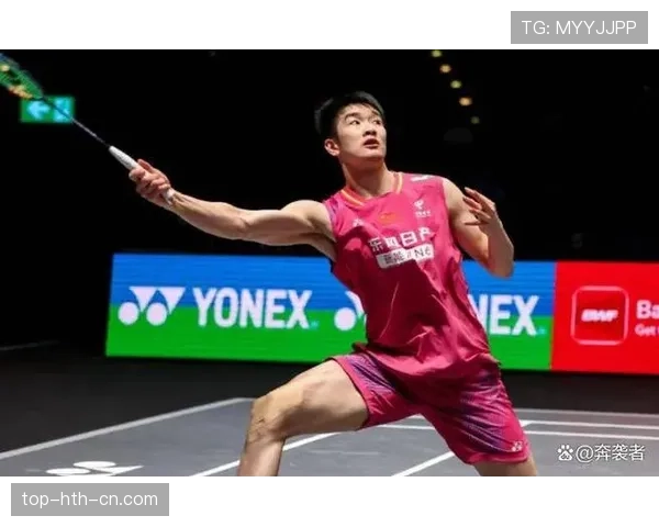 李诗沣训练完直接拎包去奢侈品店，这消费节奏谁跟得上